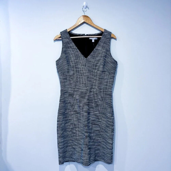 Banana Republic Dresses & Skirts - BANANA  REPUBLIC Black and white textured dress